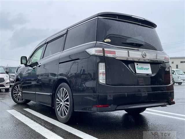 2014 Nissan Elgrand