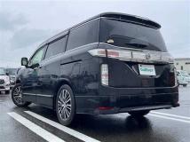 2014 Nissan Elgrand