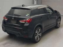 2020 Mitsubishi RVR