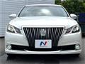 2013 Toyota Crown Majesta