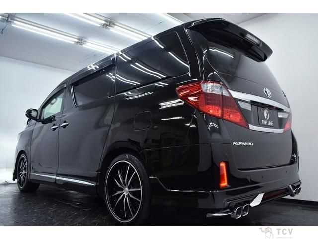 2013 Toyota Alphard