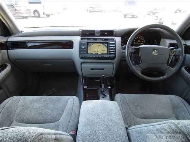 2001 Toyota Crown Majesta