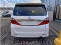2013 Toyota Alphard