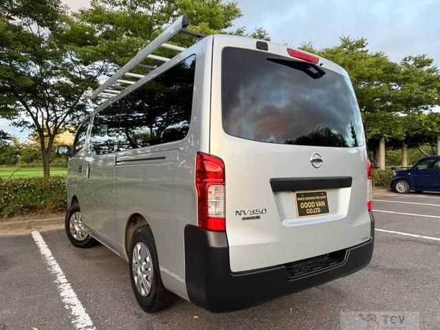 2018 Nissan NV350 Caravan