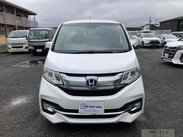 2016 Honda Step WGN