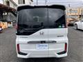 2016 Honda Step WGN