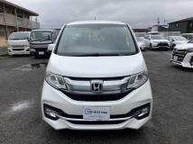 2016 Honda Step WGN