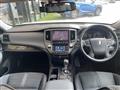 2013 Toyota Crown Hybrid