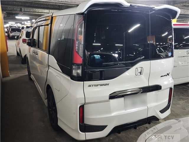 2017 Honda Step WGN