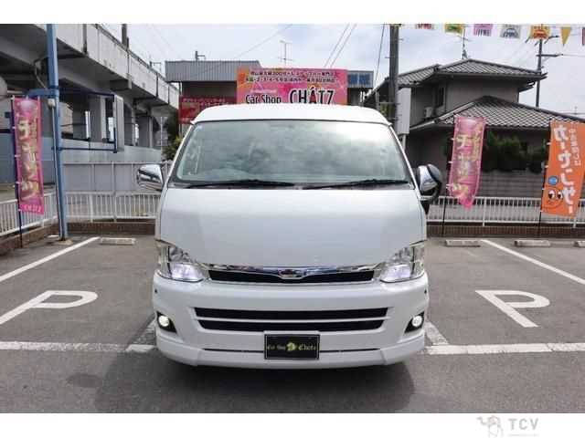 2011 Toyota Hiace