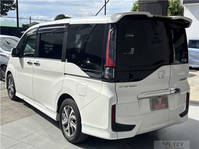 2015 Honda Step WGN