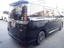 2014 Toyota Voxy