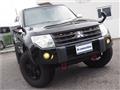 2011 Mitsubishi Pajero