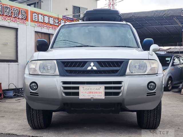 2002 Mitsubishi Pajero