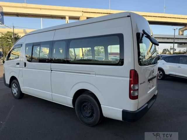 2011 Toyota Regiusace Van