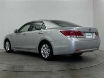 2014 Toyota Crown Hybrid