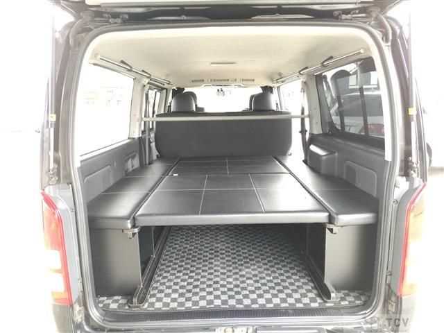 2012 Toyota Hiace