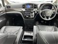 2017 Nissan Elgrand