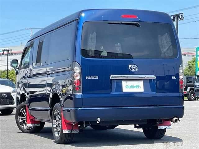 2011 Toyota Hiace