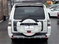2012 Mitsubishi Pajero