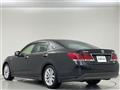 2013 Toyota Crown Hybrid