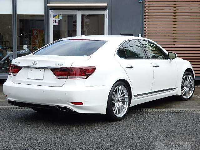 2015 Lexus LS
