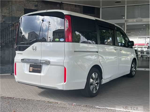 2018 Honda Step WGN