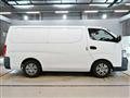 2020 Nissan NV350 Caravan