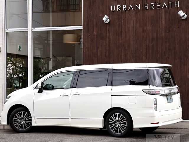 2016 Nissan Elgrand