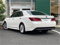 2013 Toyota Crown Hybrid