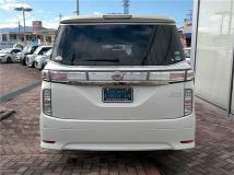 2014 Nissan Elgrand