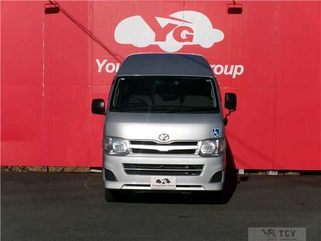 2011 Toyota Hiace