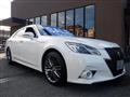 2013 Toyota Crown Hybrid