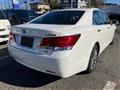 2013 Toyota Crown
