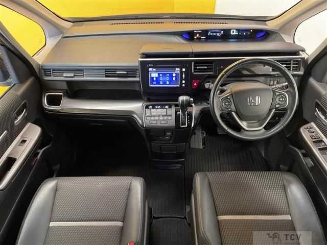 2015 Honda Step WGN