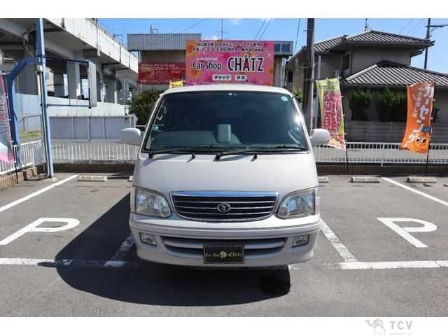 2001 Toyota Hiace