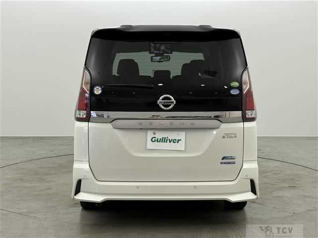 2017 Nissan Serena