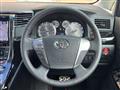 2014 Toyota Vellfire