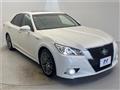 2013 Toyota Crown Hybrid