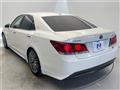 2013 Toyota Crown Hybrid
