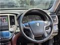 2014 Toyota Crown Hybrid