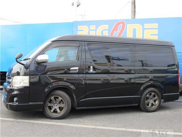 2011 Toyota Hiace Van