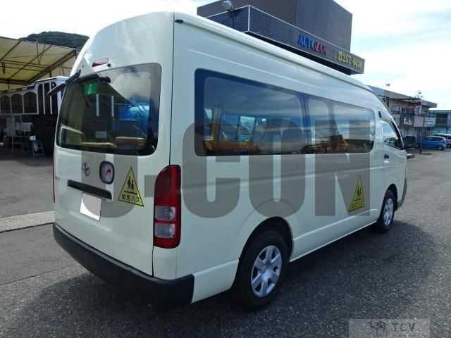 2008 Toyota Hiace Commuter