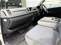 2007 Toyota Hiace