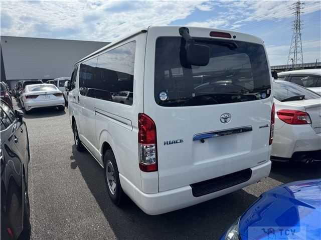 2018 Toyota Hiace