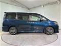 2017 Toyota Voxy