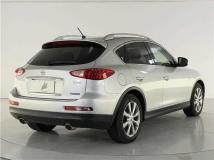 2013 Nissan SKYLINE CROSSOVER