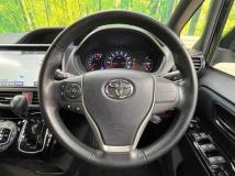 2017 Toyota Voxy
