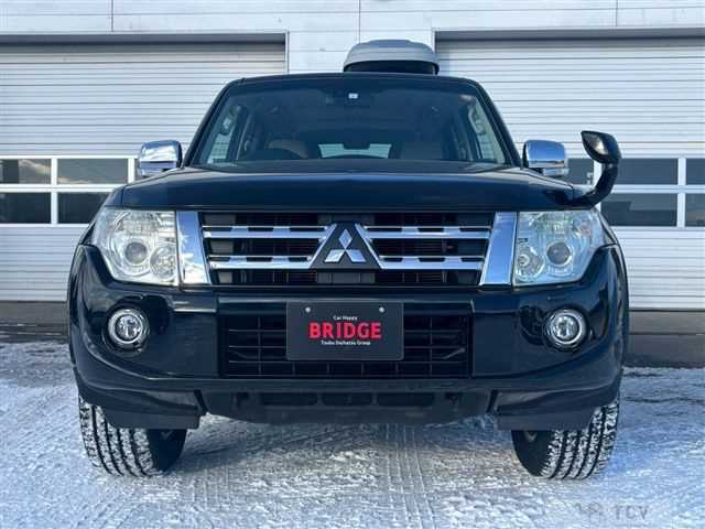 2013 Mitsubishi Pajero