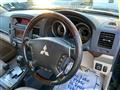 2013 Mitsubishi Pajero